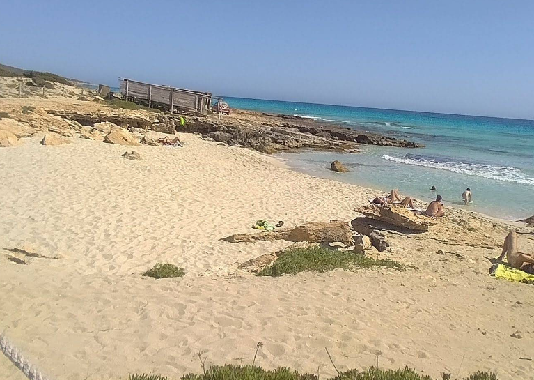 Cala Mitjorn - Formentera